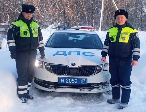 В Пучеже полицейские спасли мужчину из горящего дома